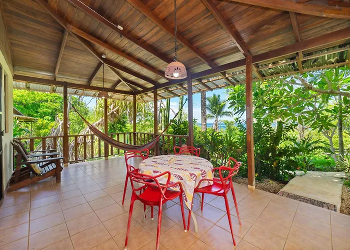 Casas Pelicano Playa Junquillal